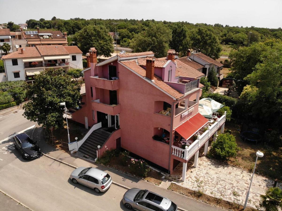 Two Bed Rooms Fortuna Near The Beach Poreč Eksteriør bilde